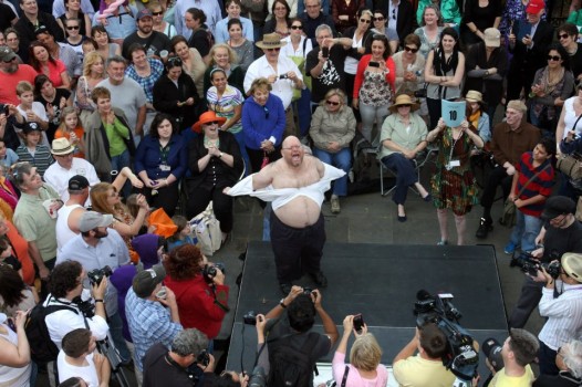A contestant in the 2013 Stella! Shouting Contest at the Tennessee Williams Fest. 