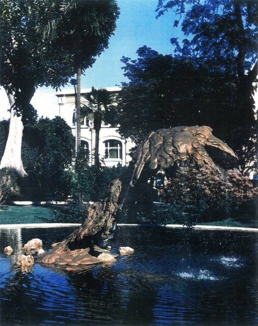 The Wave, created by Lynda Benglis for the 1984 World Exposition in Orleans, is finding a new home in City Park